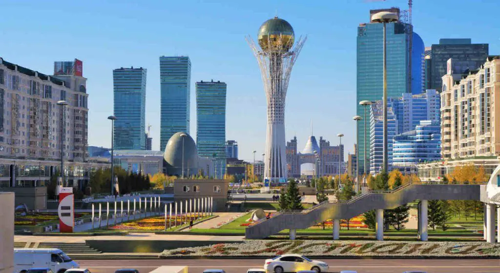 Bayterek Tower Kazakhstan | De Reviews