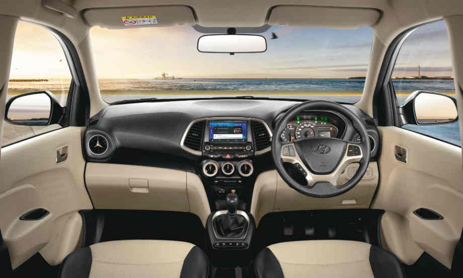 Interior of the New Santro 2018 | De Reviews