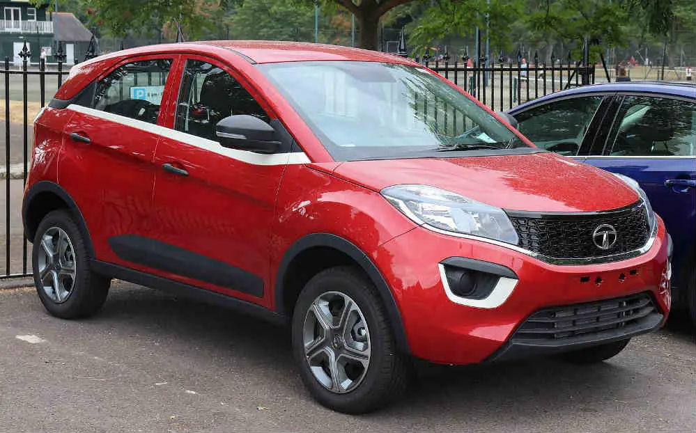 Tata Nexon | De Reviews