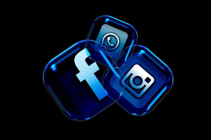Are Facebook Messenger Instagram WhatsApp Offline | De Reviews