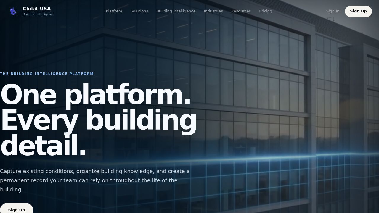 Screenshot of Clokitusa.com