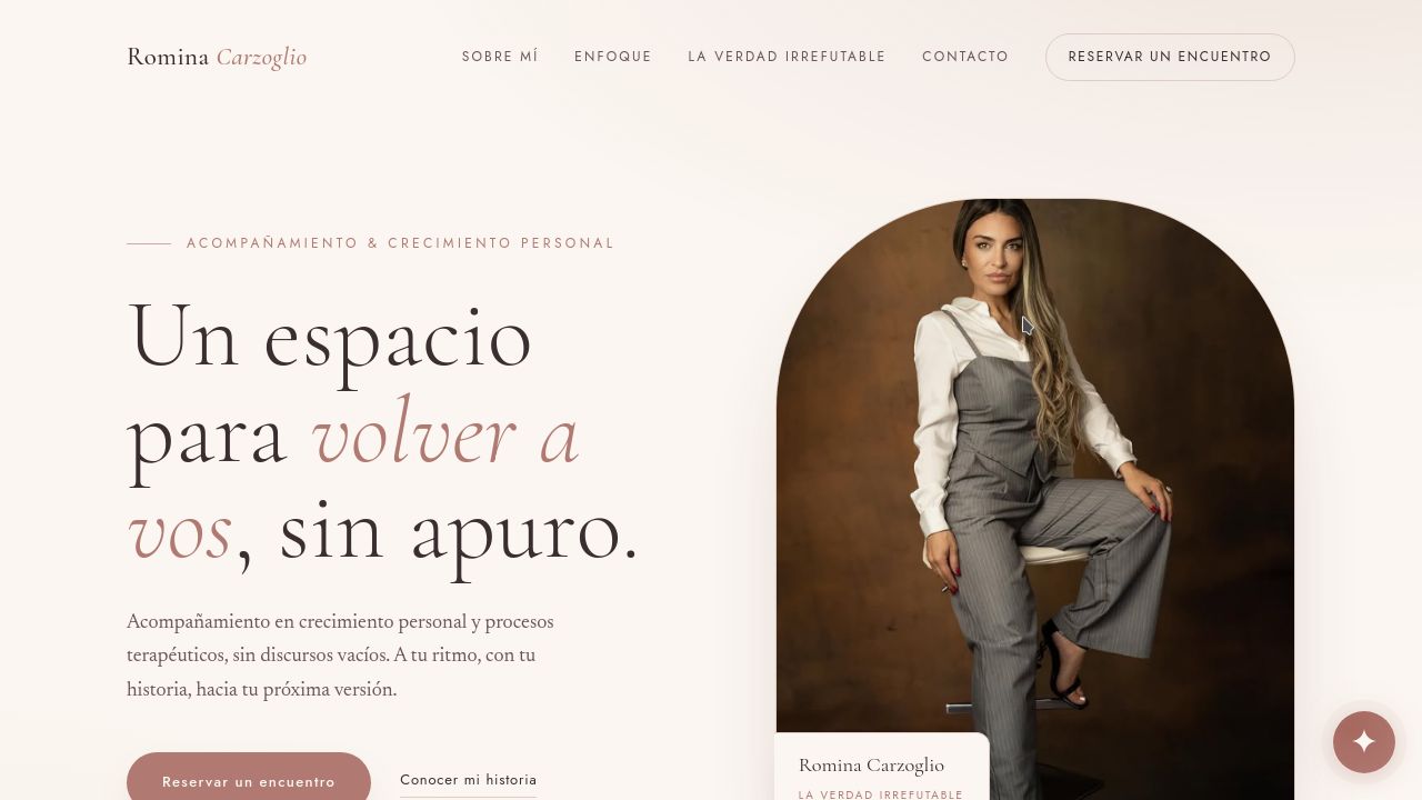 Screenshot of Rominacarzoglio.com